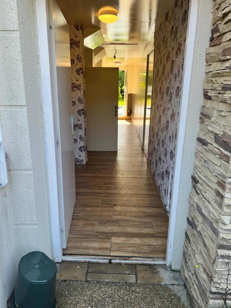 Apartment T3 Avec Acces Jardin A 20 Minutes De La Gare